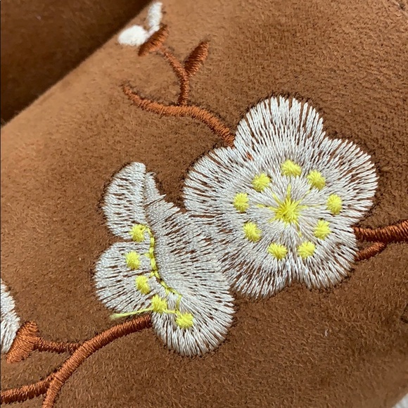 Slip ons - Picture 5 of 5